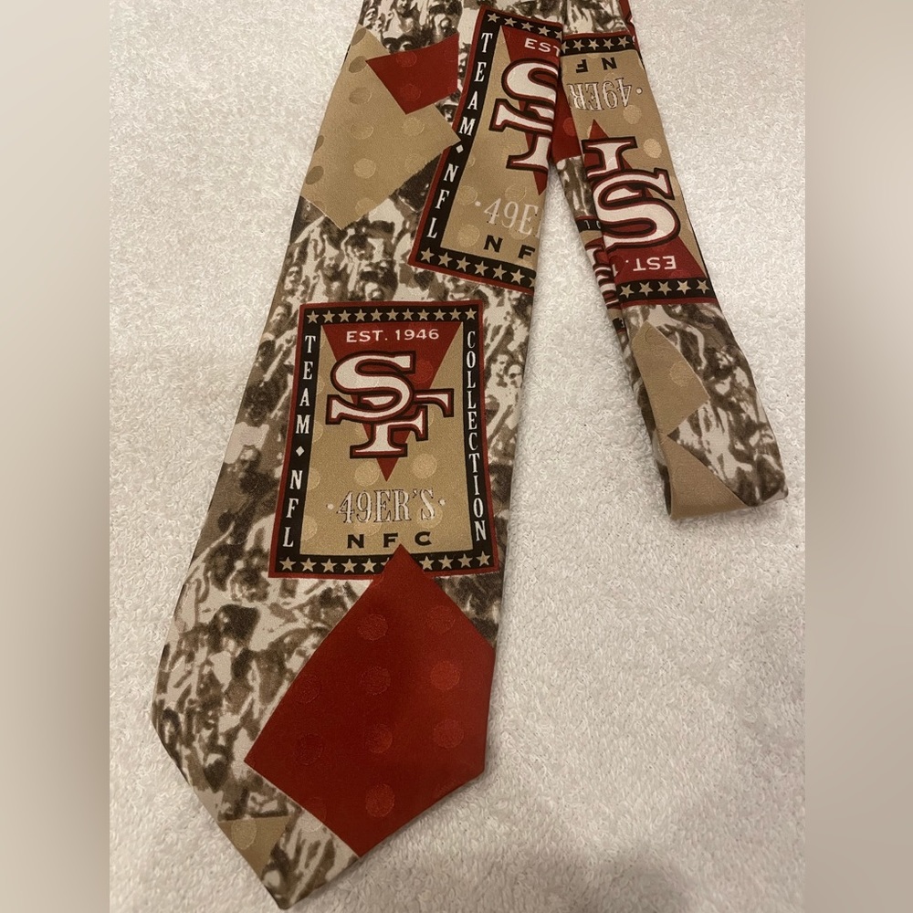 RM Sport San Francisco 49ers neck tie.